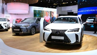 Lexus UX 2018, il crossover cittadino del marchio nipponico