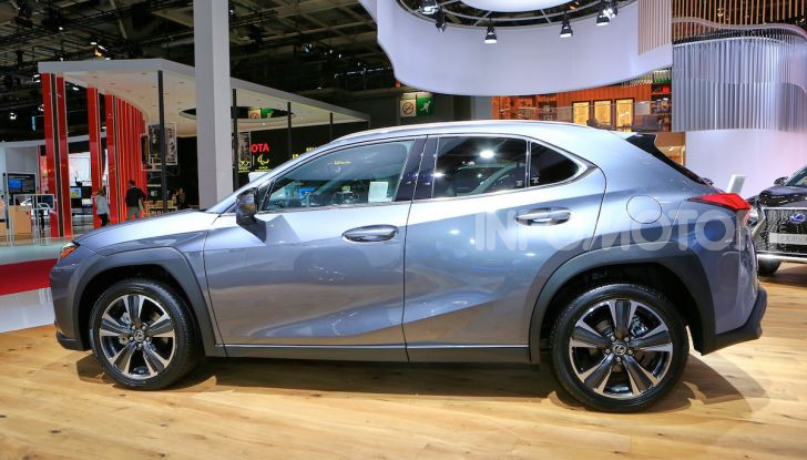 Lexus UX 2018, il crossover cittadino del marchio nipponico - Foto 6 di 13