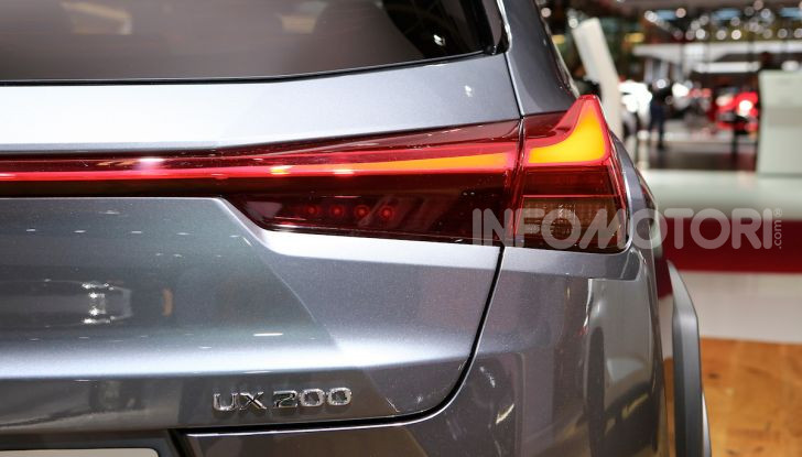 Lexus UX 2018, il crossover cittadino del marchio nipponico - Foto 9 di 13