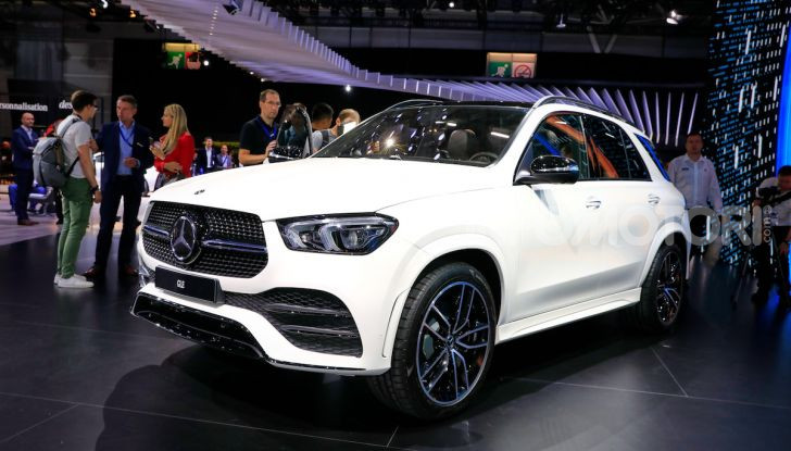 Mercedes-Benz GLE 2019: nuovi motori, tecnologia di riferimento e comfort superlativo - Foto 12 di 24