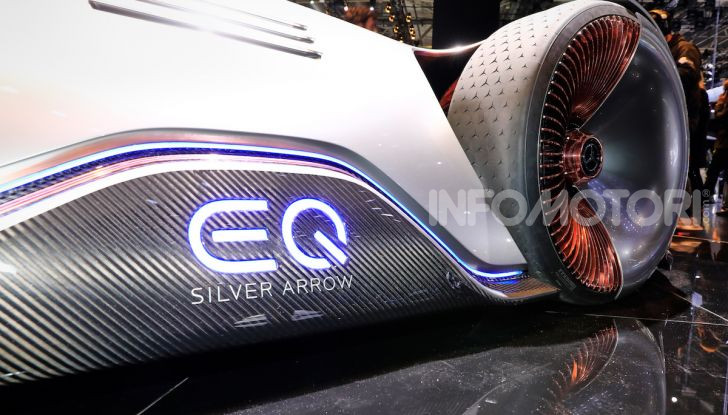 Mercedes Vision EQ Silver Arrow Concept - Foto 7 di 24