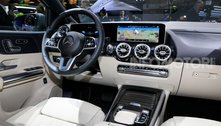 Mercedes Classe B 2019: più sportiva e tecnologica, ancora accogliente - Foto 18 di 20