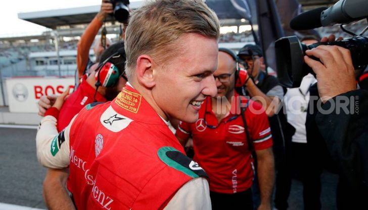 Mick Schumacher debutta in Formula 1 con la Ferrari SF90 - Foto 28 di 28