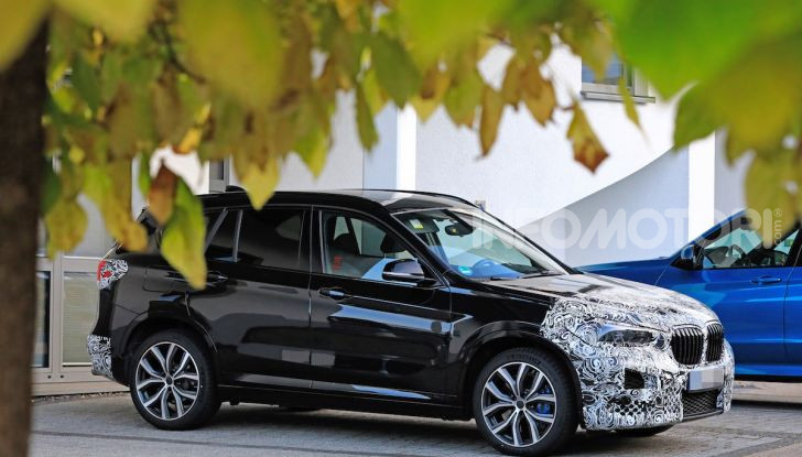 Nuova BMW X1, proseguono i test della futura generazione - Foto 9 di 24