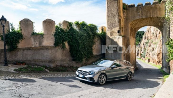 Nuova Mercedes Classe C prova su strada e dati tecnici - Foto 5 di 12