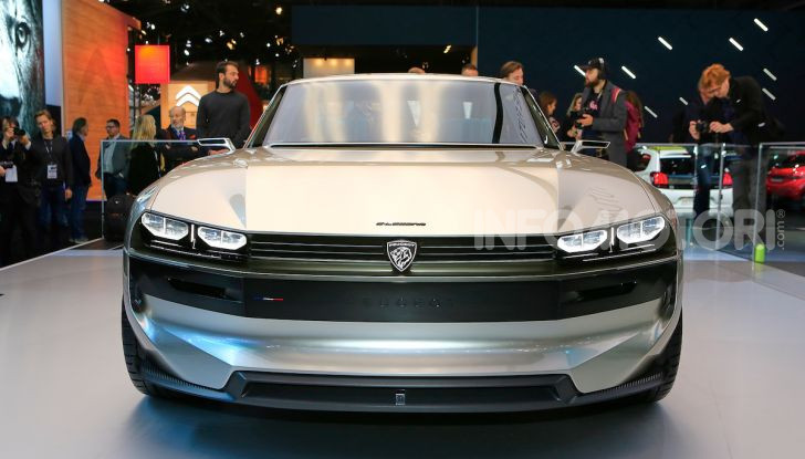 Peugeot e-Legend Concept, l’elettrica a guida autonoma del futuro - Foto 3 di 16