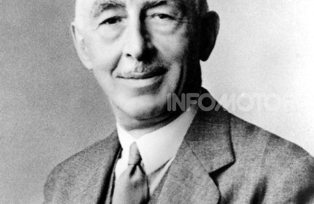 Citroen 2CV compie 75 anni: storia di un mito a quattro ruote - Foto 6 di 7