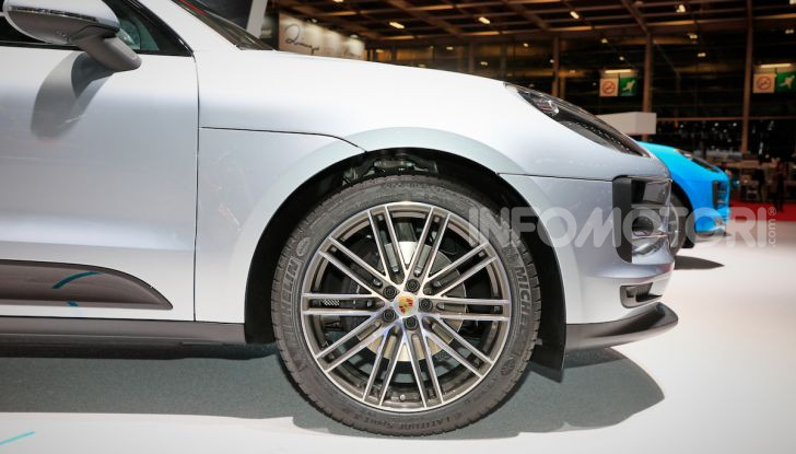 Porsche Macan 2019 arriva negli USA al Salone di Los Angeles - Foto 18 di 22