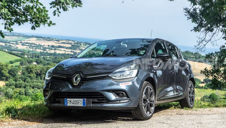Renault Clio Duel 2018: Prova su strada della best-seller italiana con 90 CV - Foto 13 di 36