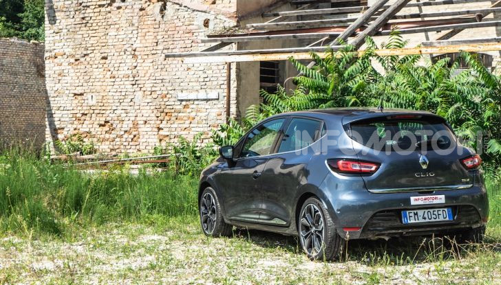 Renault Clio Duel 2018: Prova su strada della best-seller italiana con 90 CV - Foto 34 di 36