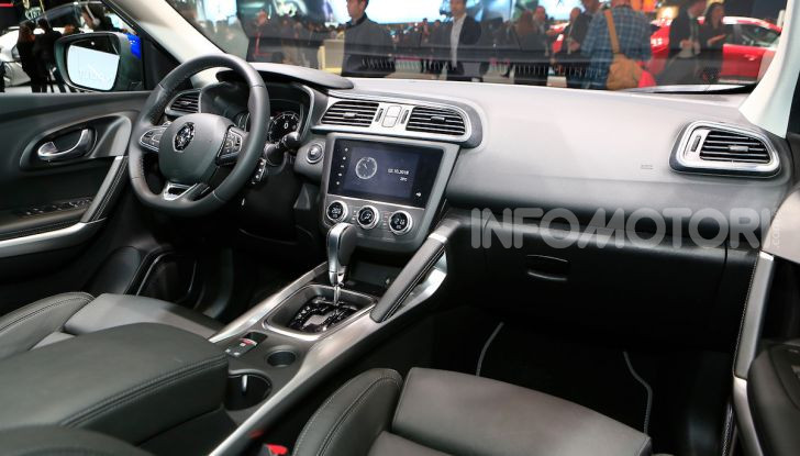 Renault Kadjar 2018: tecnica rivista per il crossover alla francese - Foto 11 di 15