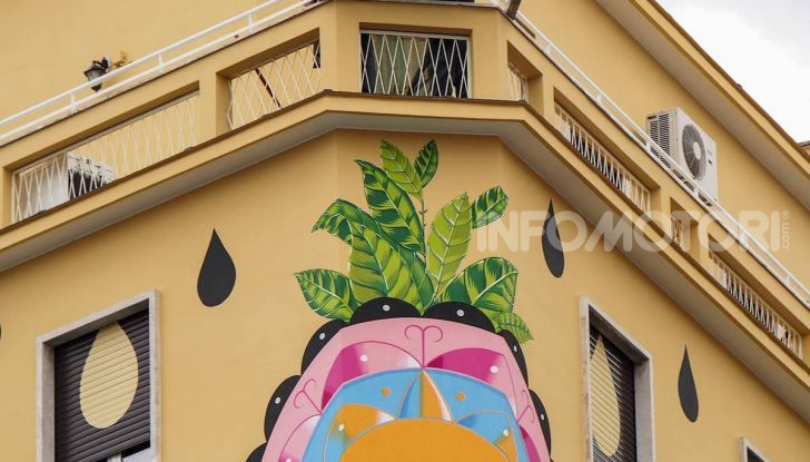 Roma, Il murales di Iena Cruz pulisce l’aria grazie a vernice AirLite - Foto 18 di 21