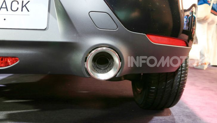 Auto premium con scarichi finti: una panoramica completa da Parigi 2018 - Foto 12 di 27