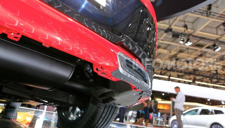 Auto premium con scarichi finti: una panoramica completa da Parigi 2018 - Foto 24 di 27