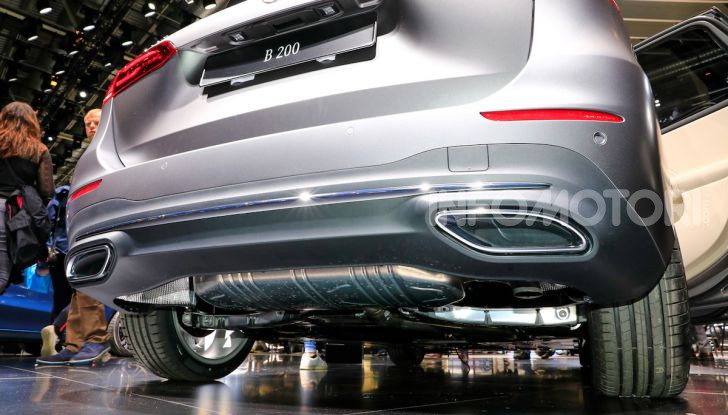 Auto premium con scarichi finti: una panoramica completa da Parigi 2018 - Foto 4 di 27