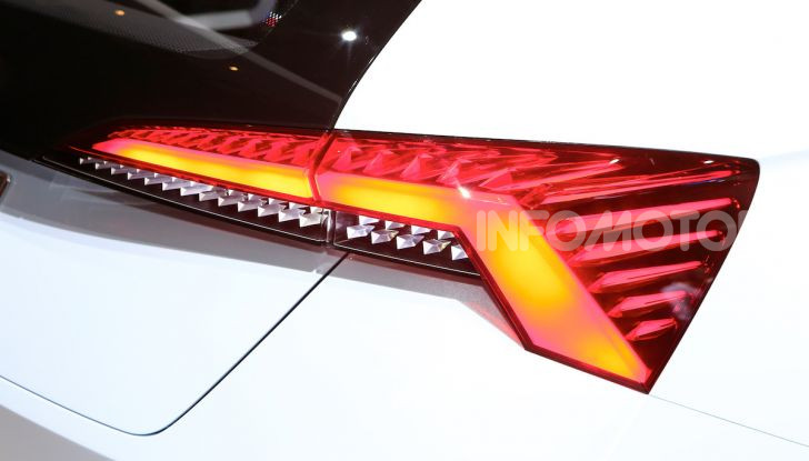 Skoda Vision RS 2018, il concept svelato al Salone di Parigi - Foto 28 di 30