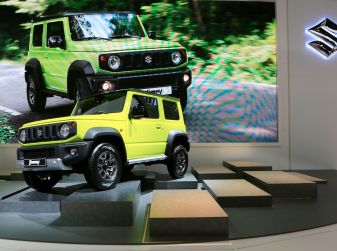 Suzuki Jimny nuova generazione, novità per la piccola 4×4