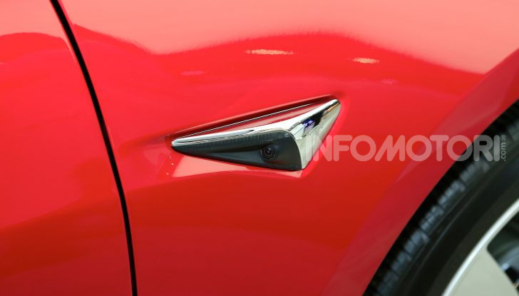 Tesla Model 3 é l’auto più venduta negli USA - Foto 11 di 26