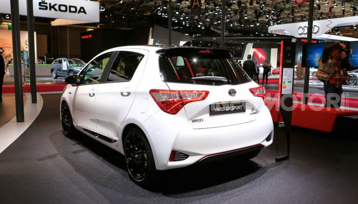 Toyota Yaris GR Sport - Foto 9 di 10