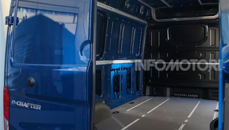 Volkswagen e-Crafter, il commerciale elettrico per superare i divieti - Foto 12 di 15