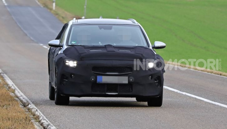 Kia Xceed: come sarà il nuovo mini SUV coreano - Foto 16 di 31