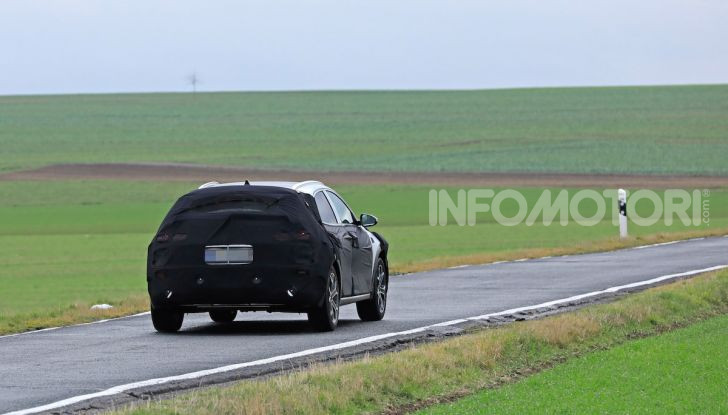 Kia Xceed: come sarà il nuovo mini SUV coreano - Foto 24 di 31
