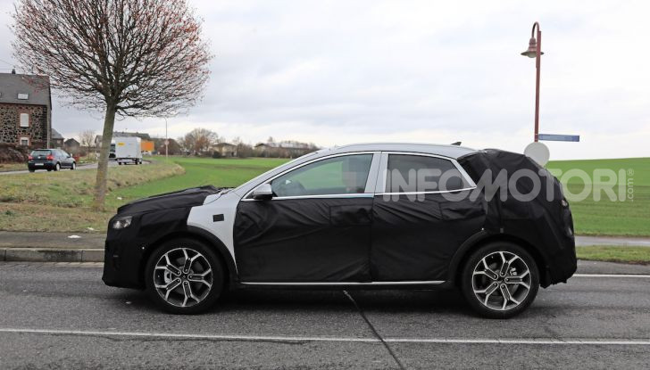 Kia Xceed: come sarà il nuovo mini SUV coreano - Foto 27 di 31