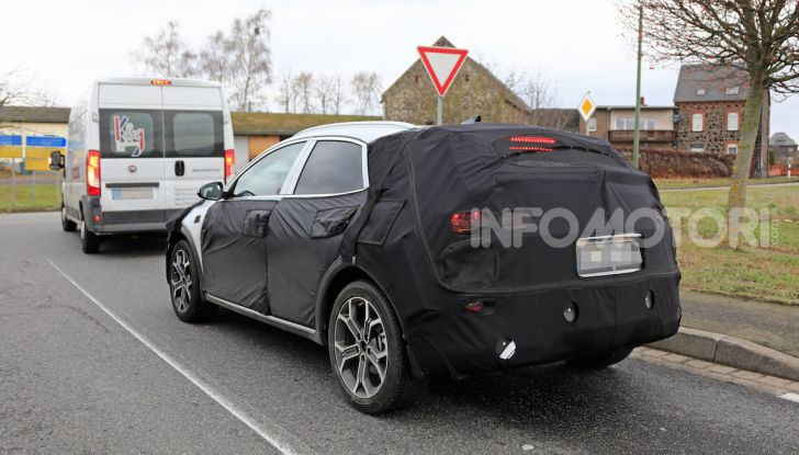 Kia Xceed: come sarà il nuovo mini SUV coreano - Foto 30 di 31