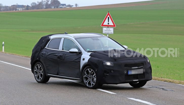 Kia Xceed: come sarà il nuovo mini SUV coreano - Foto 18 di 31