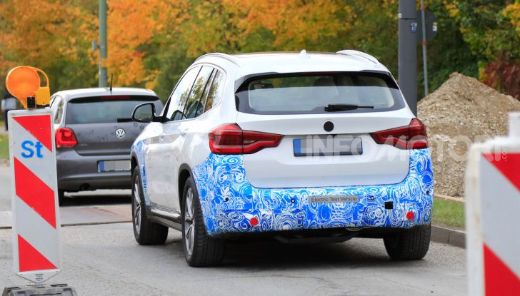 BMW iX3 2020: il SUV elettrico premium è Made in China - Foto 8 di 59