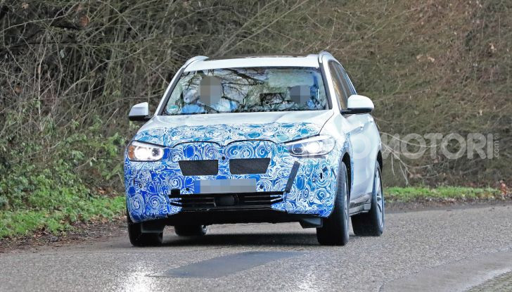 BMW iX3 2020: il SUV elettrico premium è Made in China - Foto 34 di 59