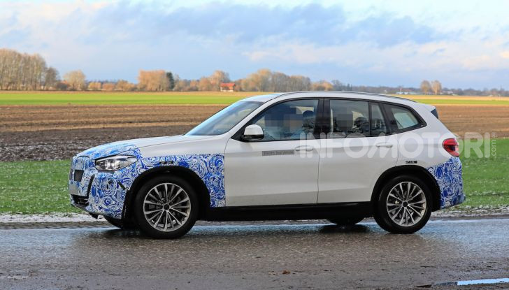 BMW iX3 2020: il SUV elettrico premium è Made in China - Foto 29 di 59