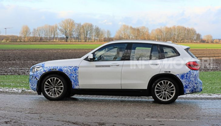 BMW iX3 2020: il SUV elettrico premium è Made in China - Foto 30 di 59