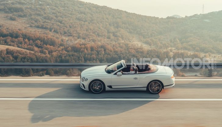Bentley Continental GT Convertible 2019: lusso inglese allo scoperto - Foto 6 di 37