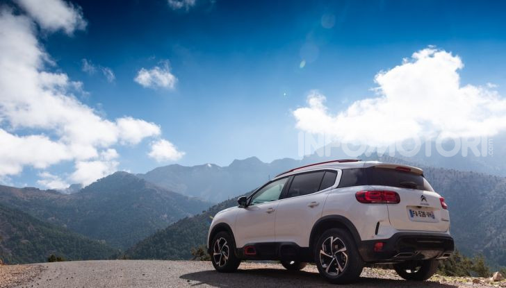 Citroen C5 Aircross 2019, prova su strada e dati tecnici - Foto 14 di 32