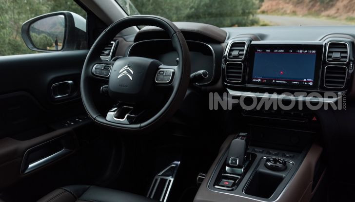 Citroen C5 Aircross 2019, prova su strada e dati tecnici - Foto 25 di 32