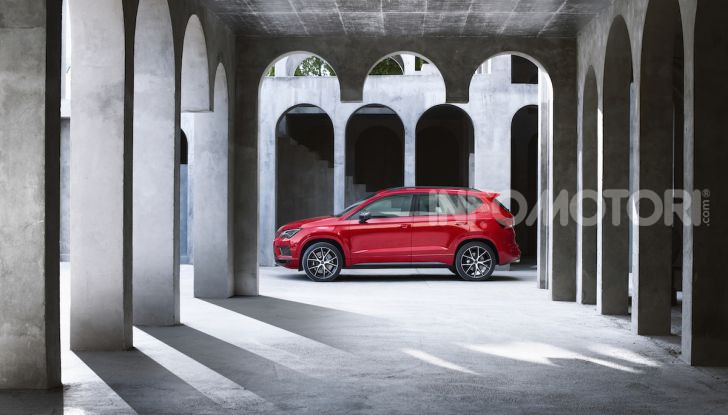 Cupra Ateca: prova su strada del SUV sportivo con 300CV [VIDEO] - Foto 10 di 38