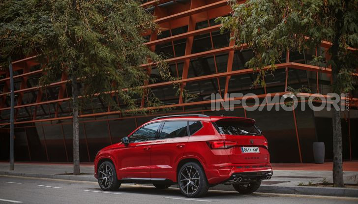 Cupra Ateca: prova su strada del SUV sportivo con 300CV [VIDEO] - Foto 15 di 38