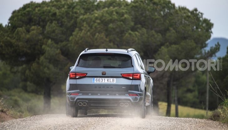Cupra Ateca: prova su strada del SUV sportivo con 300CV [VIDEO] - Foto 38 di 38