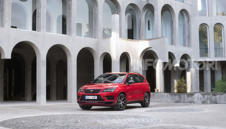 Cupra Ateca: prova su strada del SUV sportivo con 300CV [VIDEO] - Foto 8 di 38