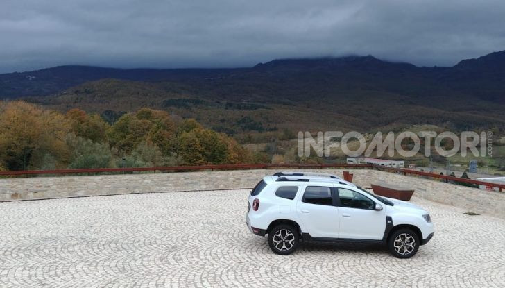 Prova Dacia Duster 2018 a GPL: ecco come va l’1.6 a gas da 115CV - Foto 15 di 22