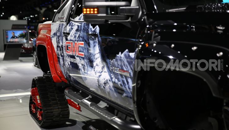 GMC al Los Angeles Auto Show 2018 – Le foto LIVE dal Salone - Foto 18 di 37