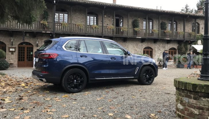 Nuova BMW X5, prova su strada della quarta generazione - Foto 8 di 15