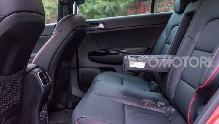 [VIDEO] Kia Sportage 2019, Test Drive del Diesel Mild-Hybrid da 48V - Foto 16 di 24