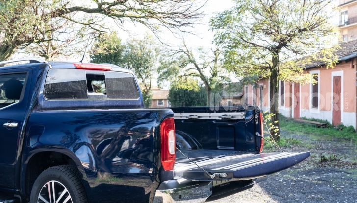 Mercedes-Benz X 350d 4Matic, prova del 6 cilindri da 3,0 litri - Foto 27 di 49