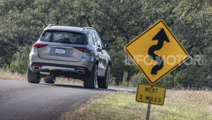 Nuova Mercedes GLE: Il SUV che balla come una showcar - Foto 10 di 42