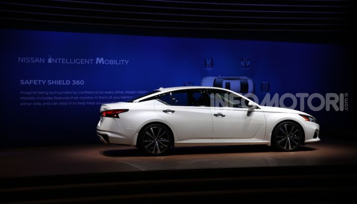 Nissan, le foto dello stand al Salone di Los Angeles 2018 - Foto 10 di 12