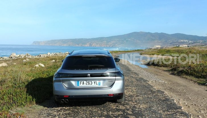 Prova nuova Peugeot 508 SW: opinioni, caratteristiche e prezzi - Foto 13 di 21
