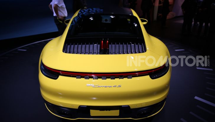 Nuova Porsche 911 992, innovazione e tradizione per la Super 8 - Foto 2 di 29