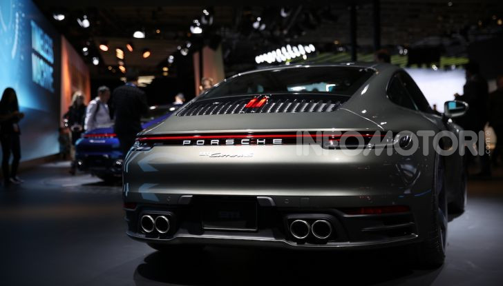 Nuova Porsche 911 992, innovazione e tradizione per la Super 8 - Foto 26 di 29